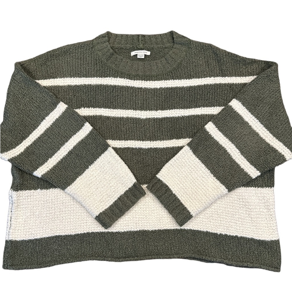 American Eagle Sweater. Gray/White. XXL Excellent Condition.